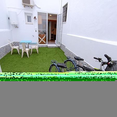 La Casa De Las Bicis Кадис Экстерьер фото